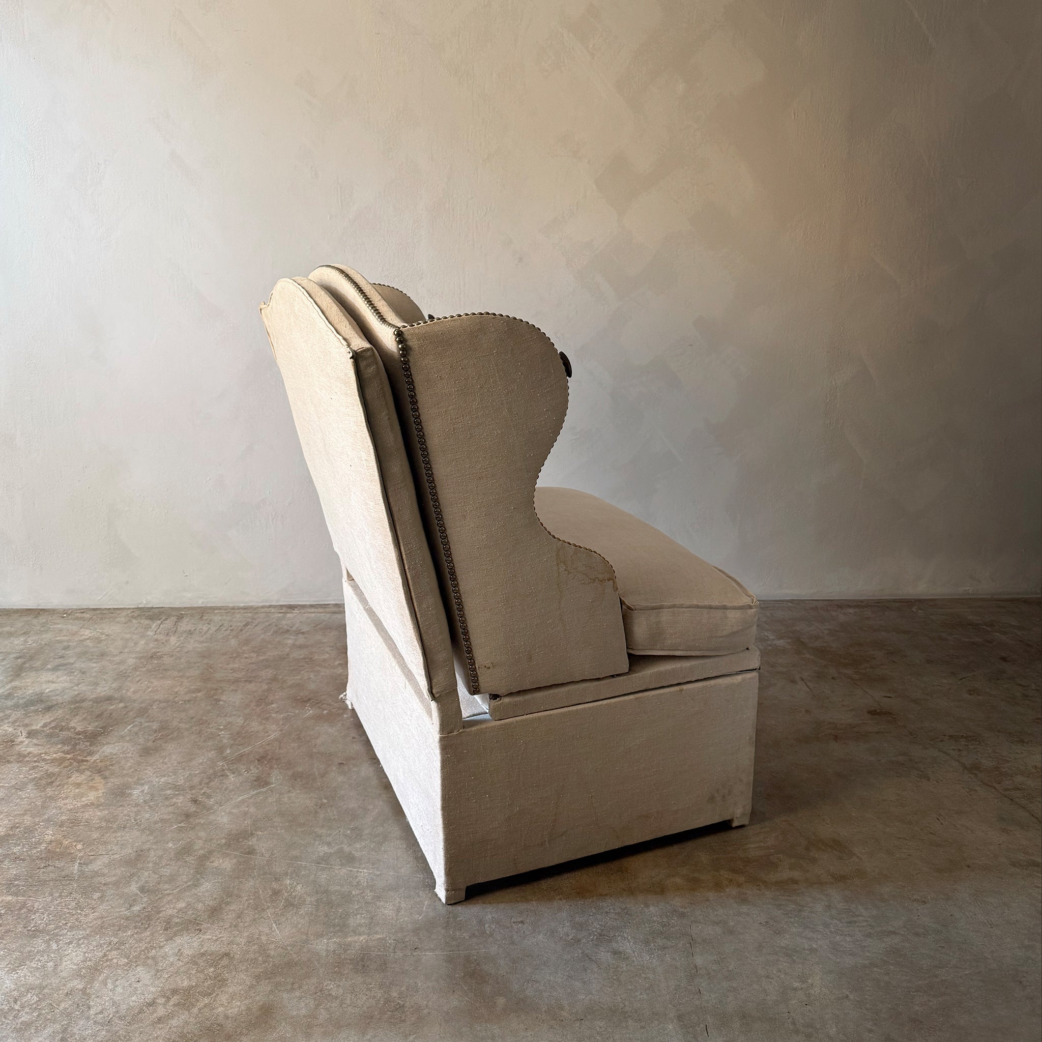 UNFOLDING CHAIR - BED