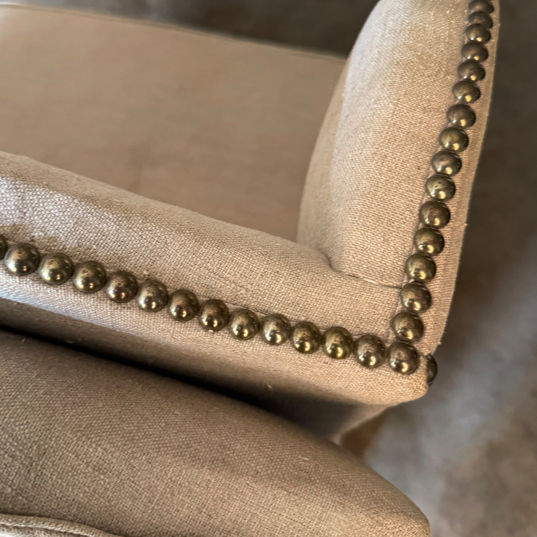 UNFOLDING CHAIR - BED