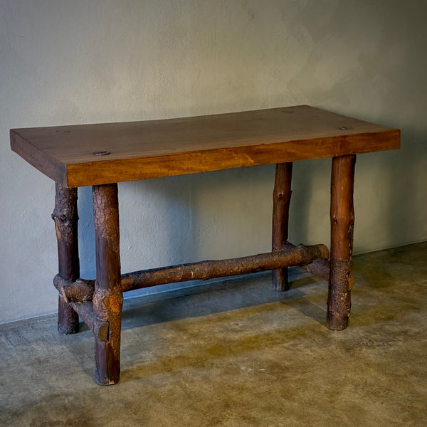 Handmade Mountain Piece Table