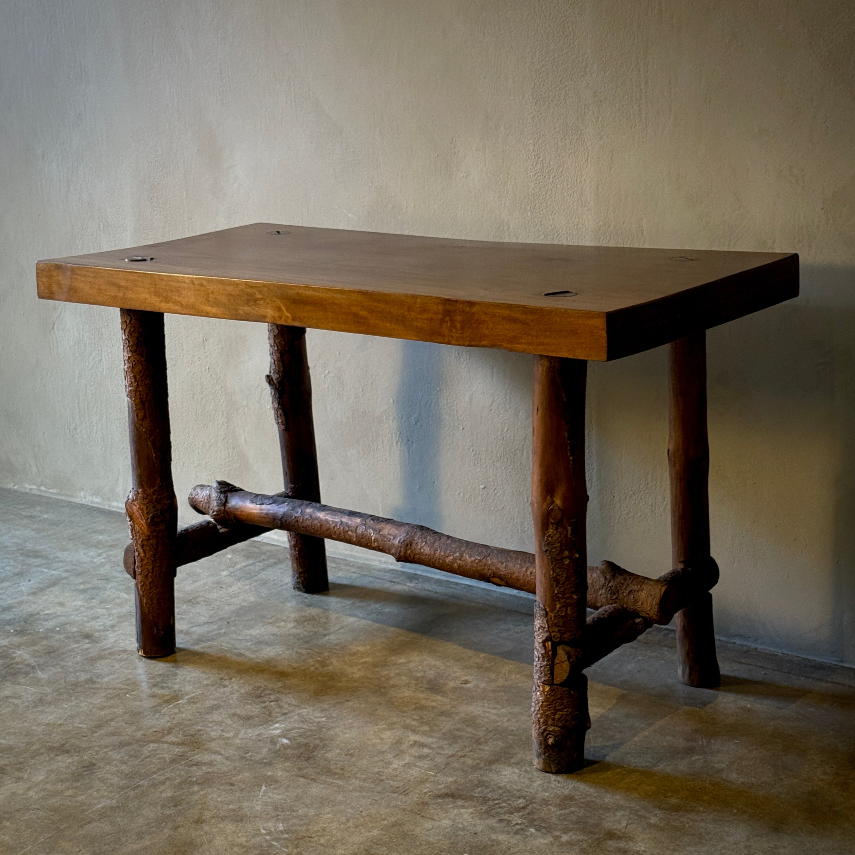 Handmade Mountain Piece Table