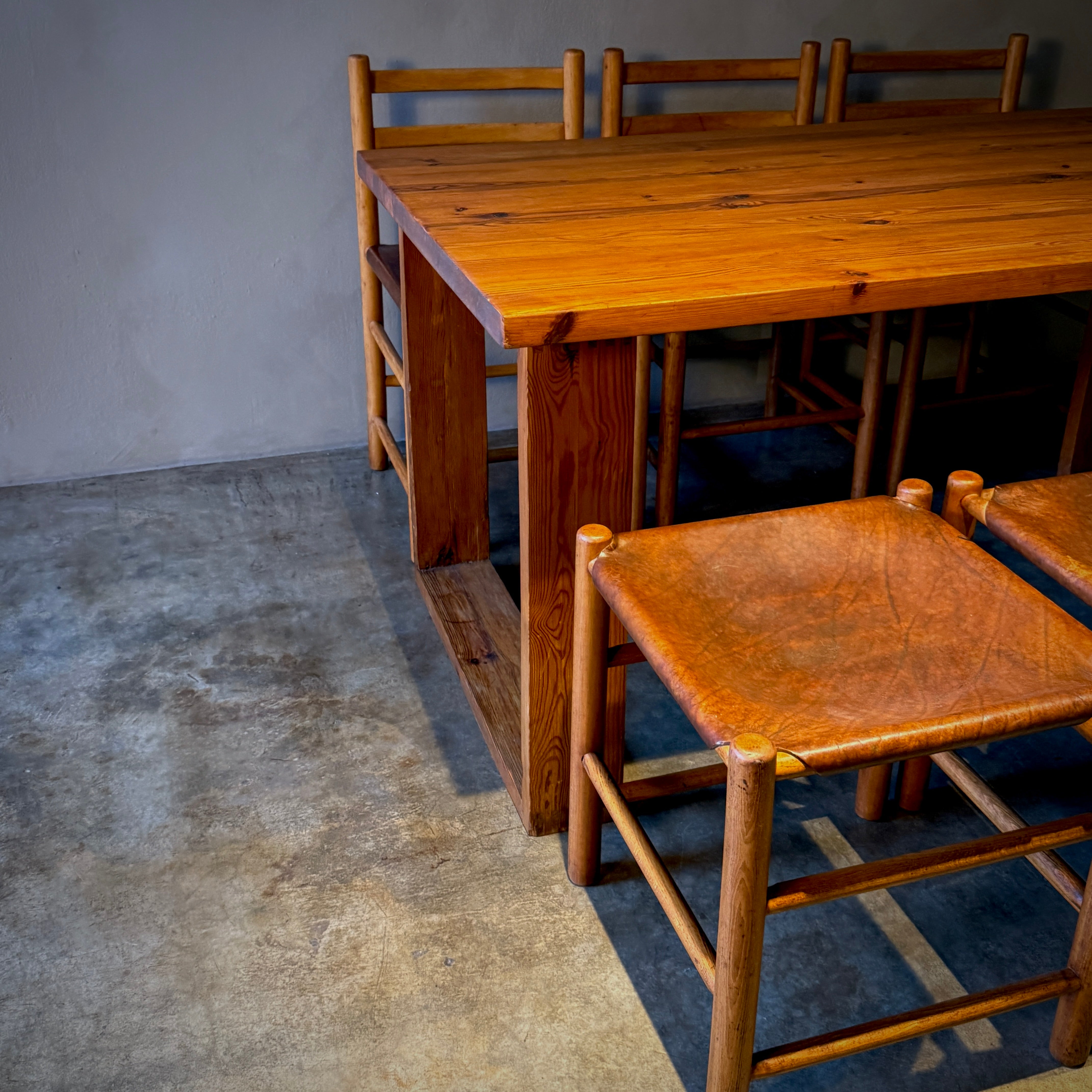 Ate Van Apeldoorn Dining Room Table