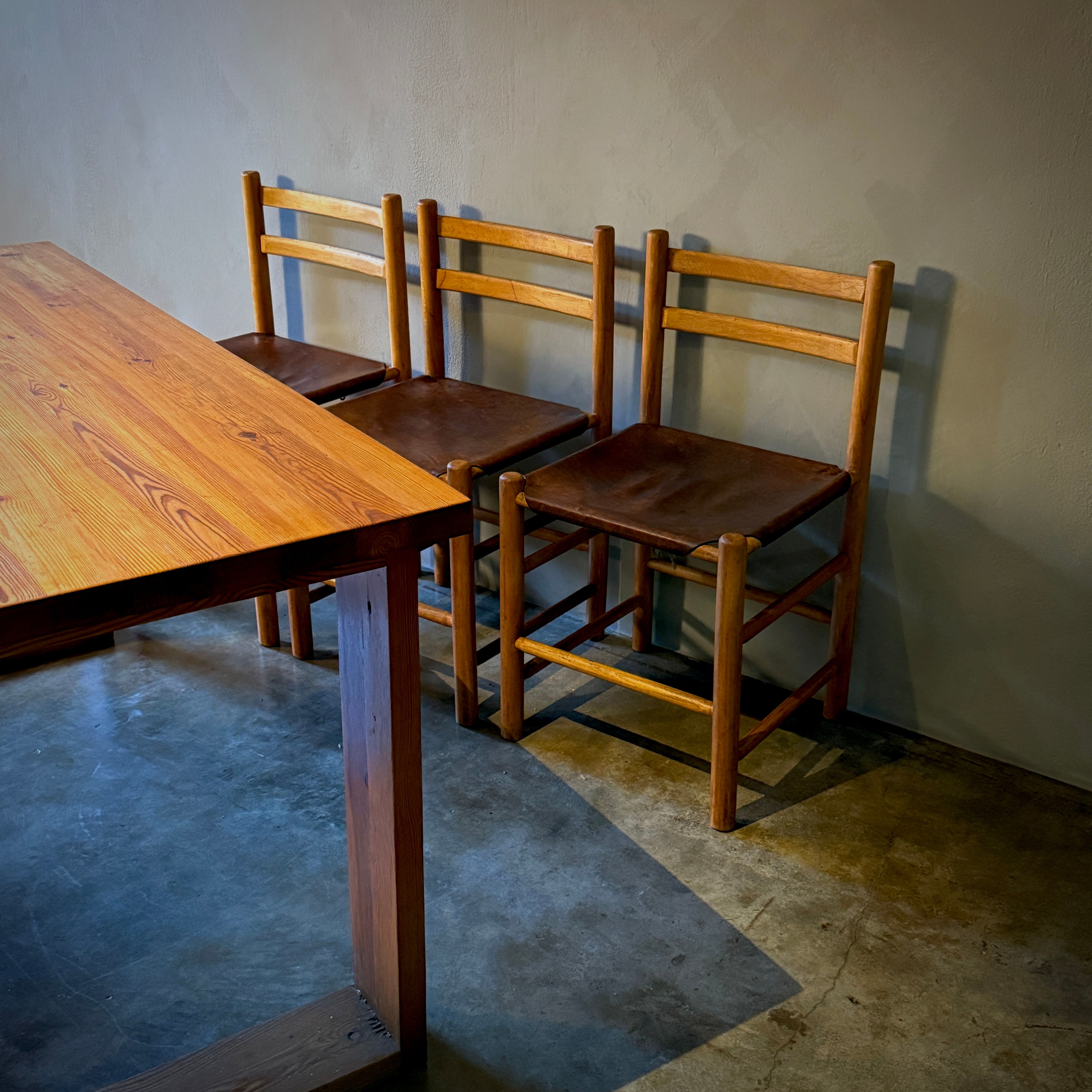 Ate Van Apeldoorn Dining Room Table
