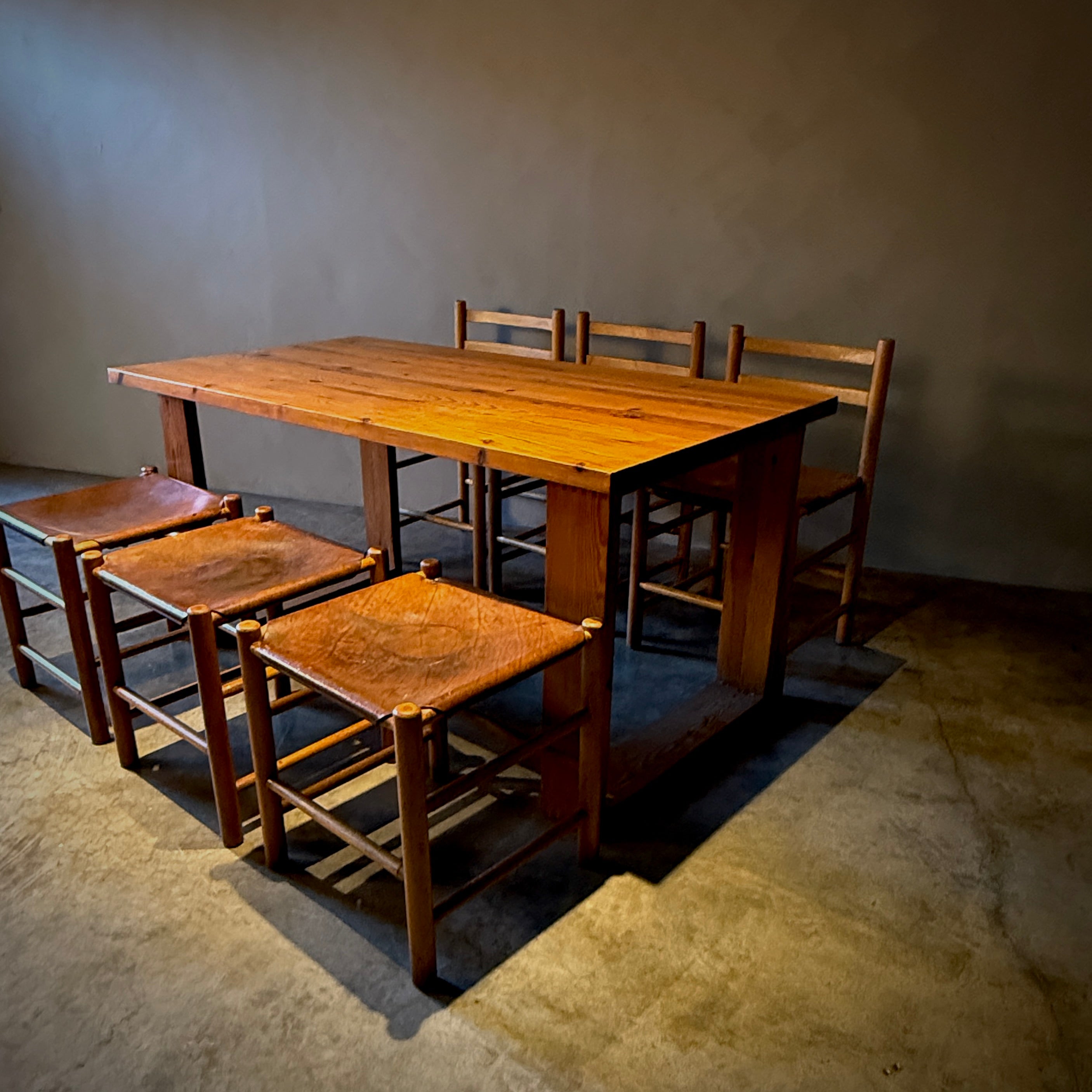 Ate Van Apeldoorn Dining Room Table