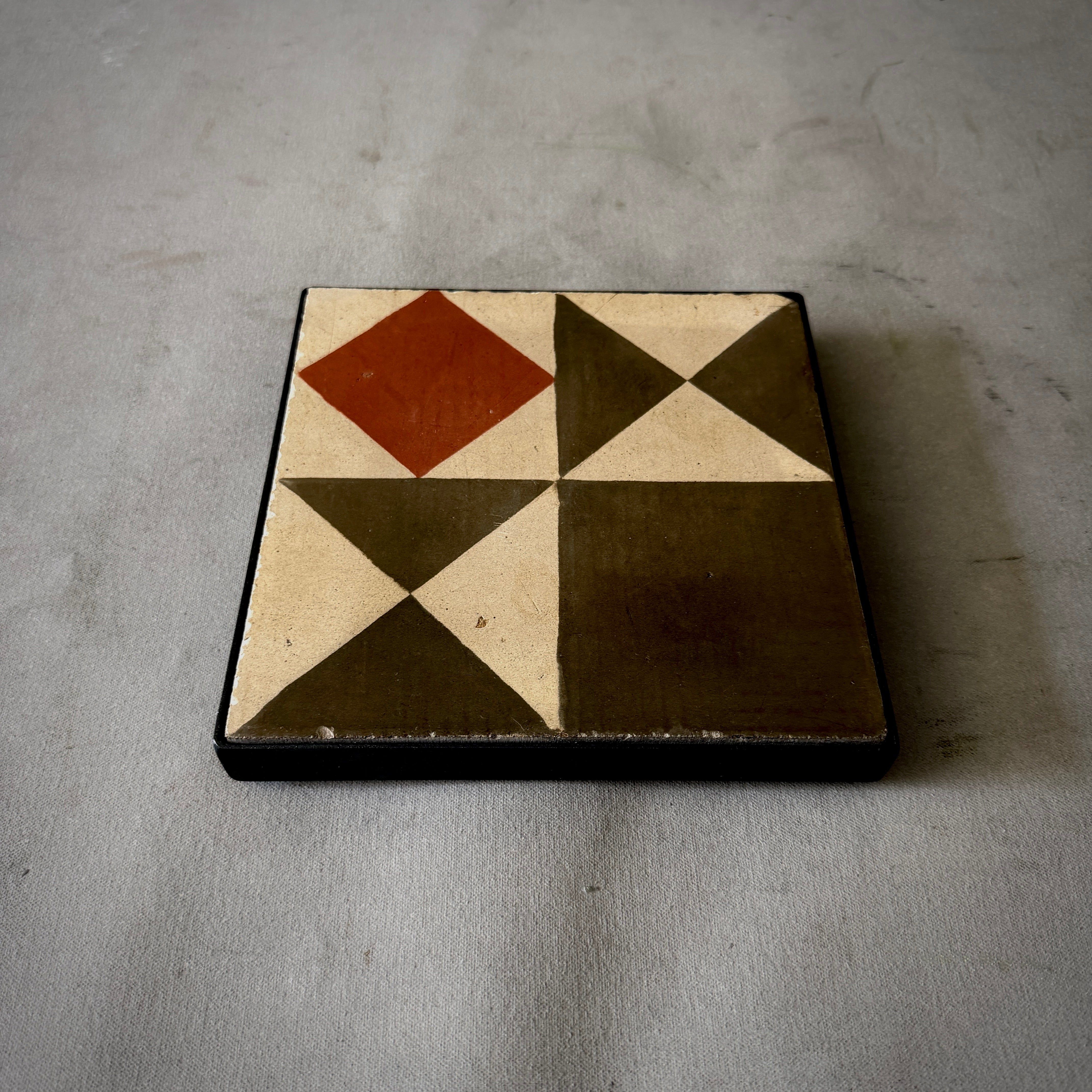Geometric Trivet