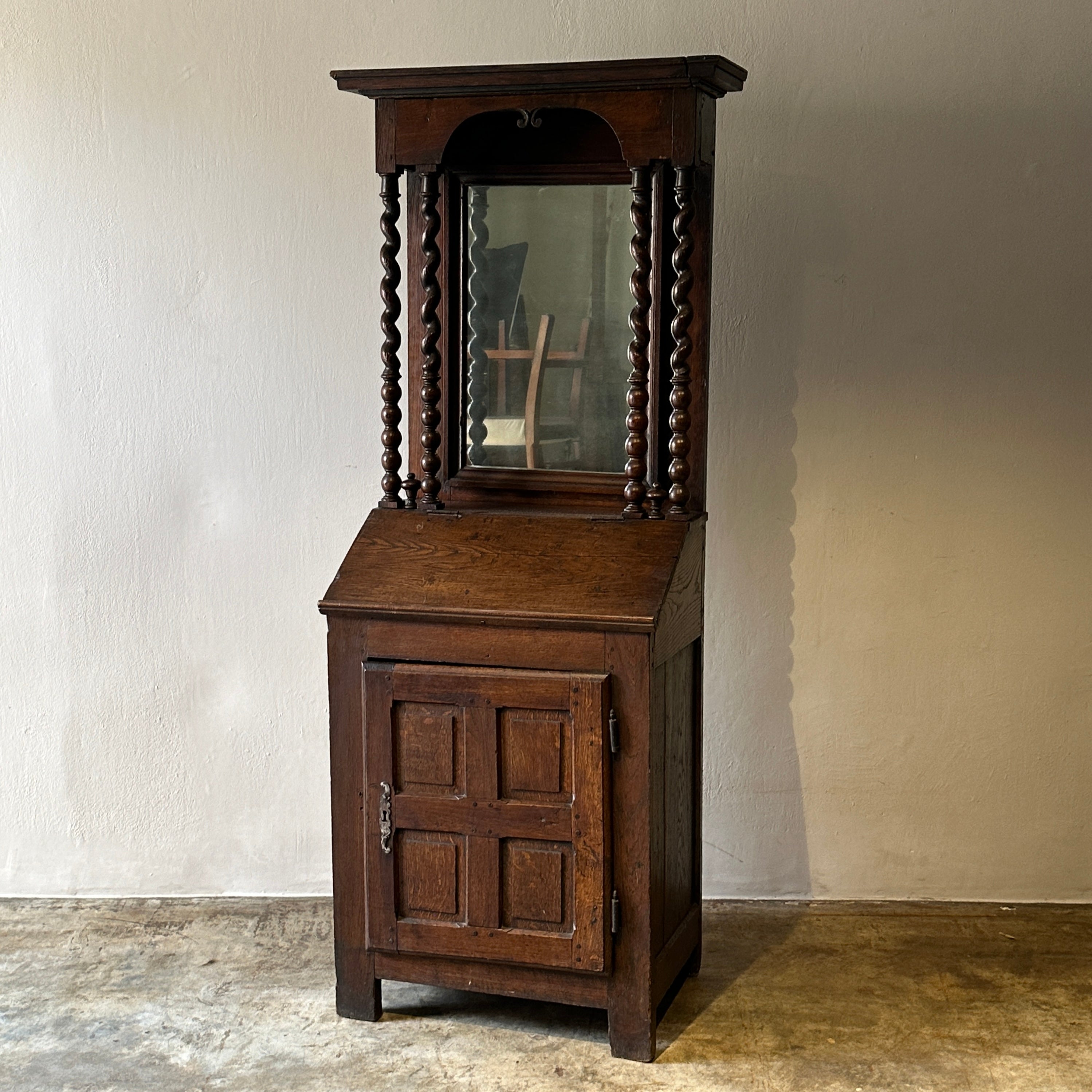 BUREAU