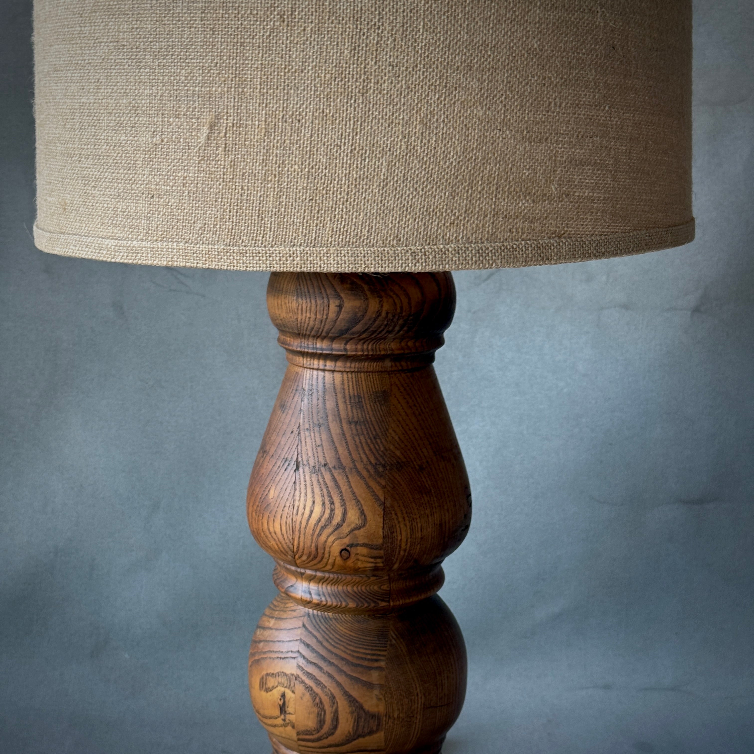 Wood Lamp