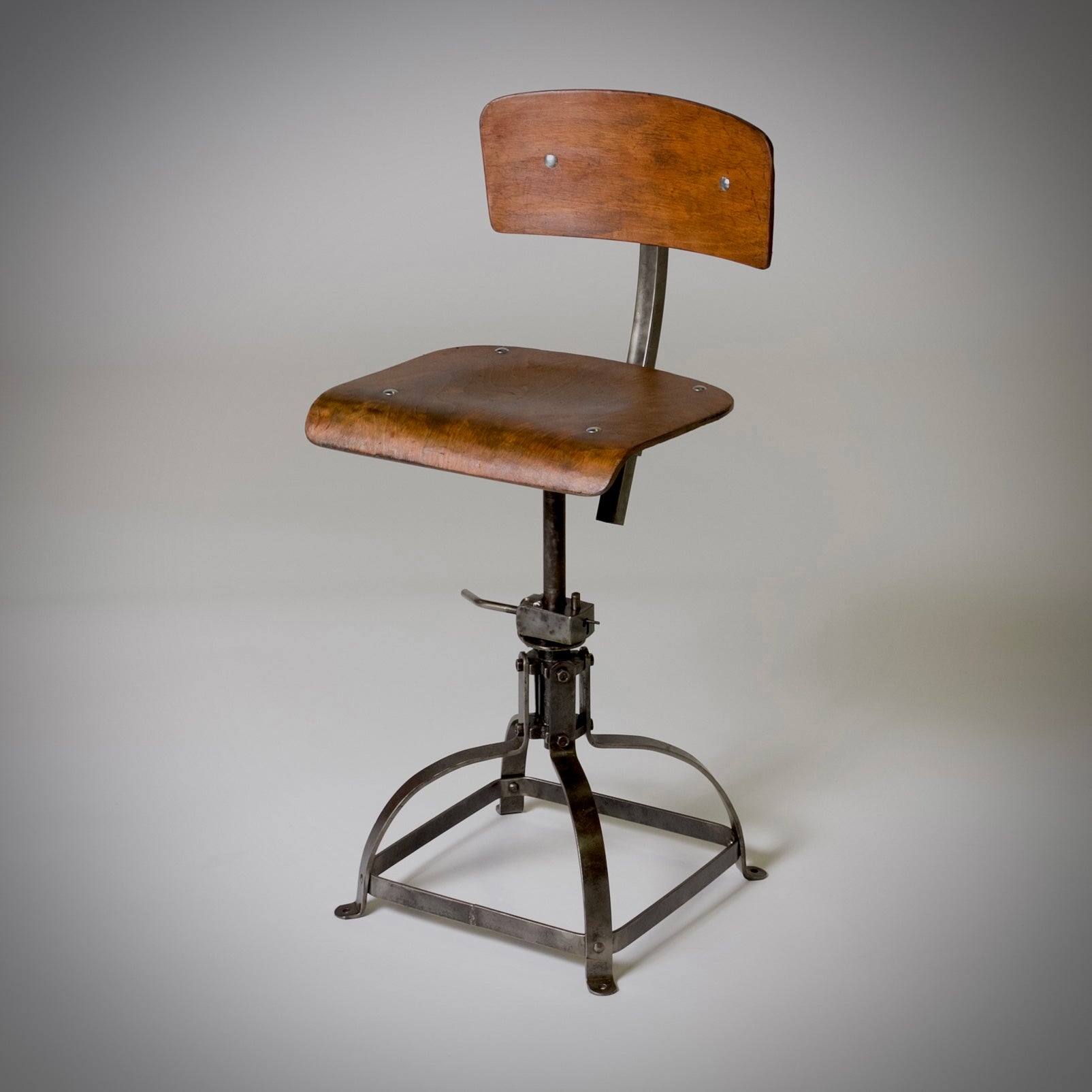 Adjustable Swivel Chair