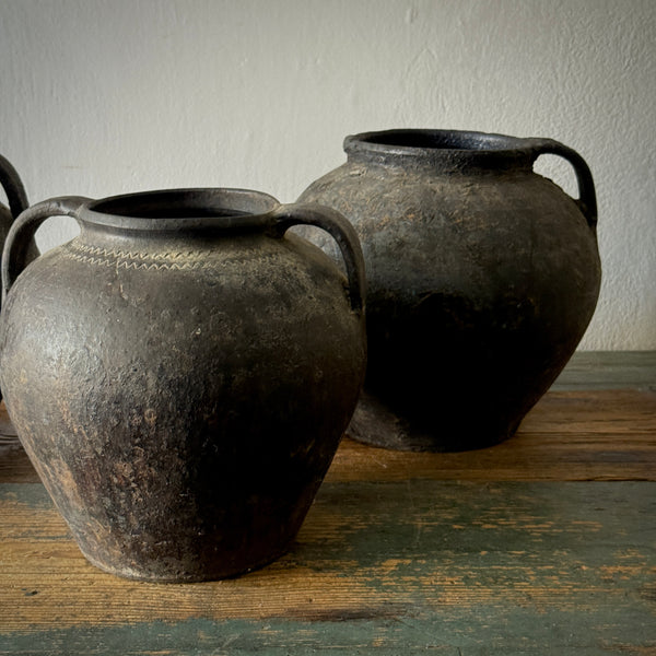 12 Black Terra Cotta Pots