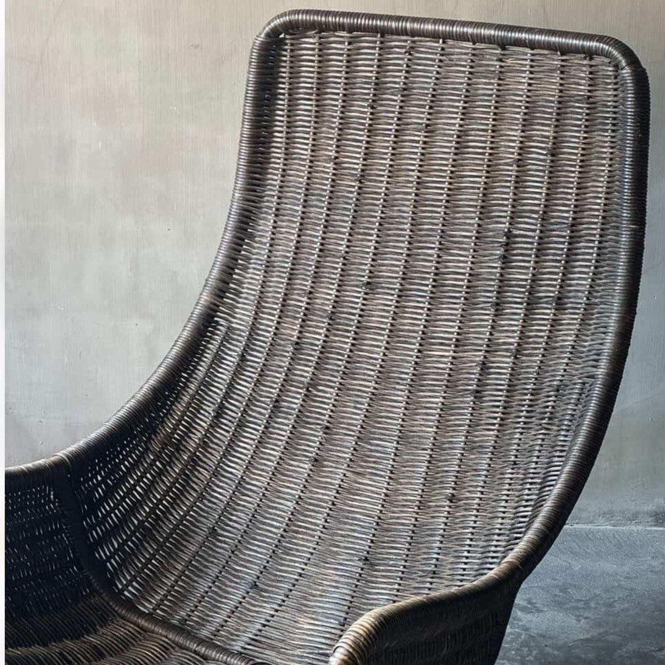 Large Rattan Swivel Lounge Chair