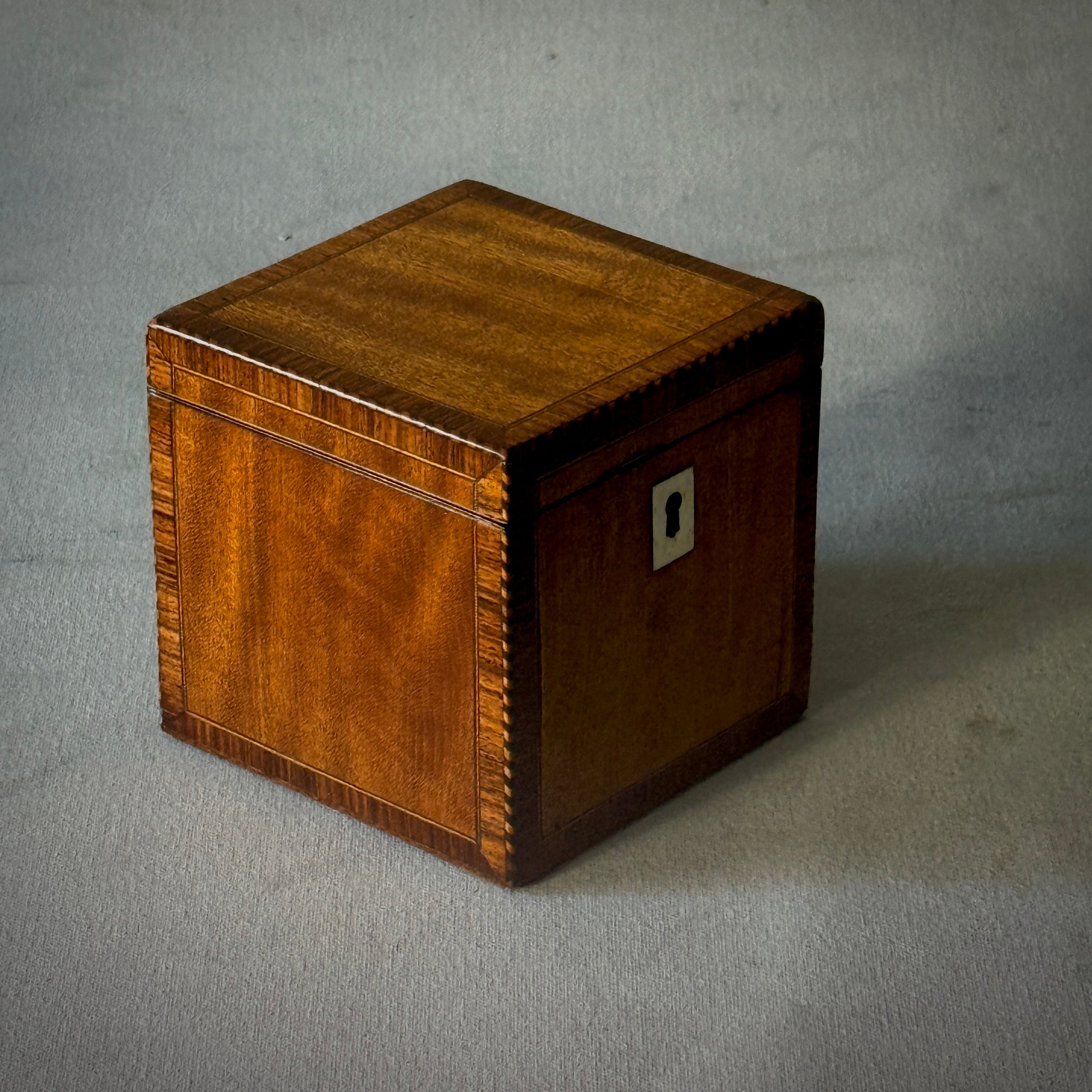 Tea Caddy Box