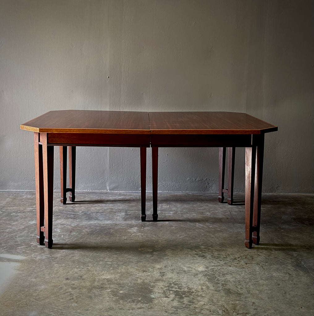 SHERATON TABLE