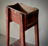 STANDS PLANTERS