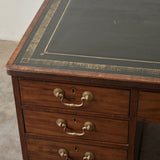 PARTNERS DESK