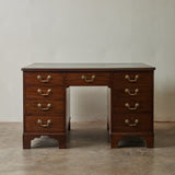 PARTNERS DESK