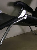 METAL LOUNGER