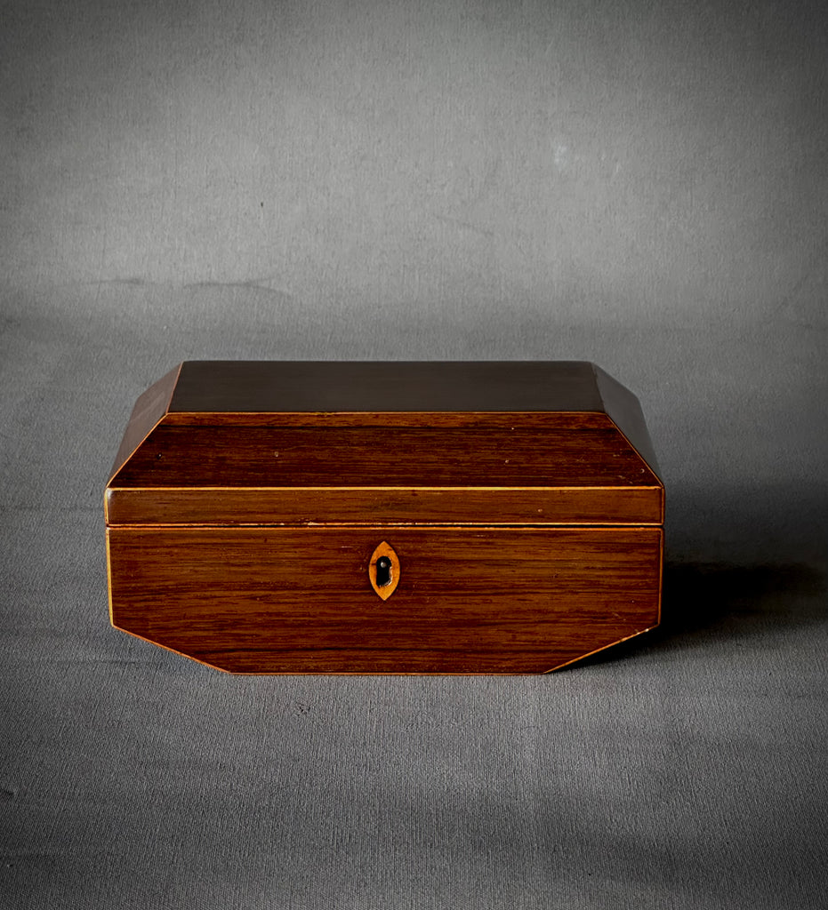 Regency Glove Box