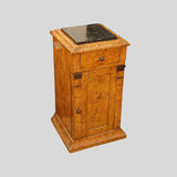 PEDESTAL STAND