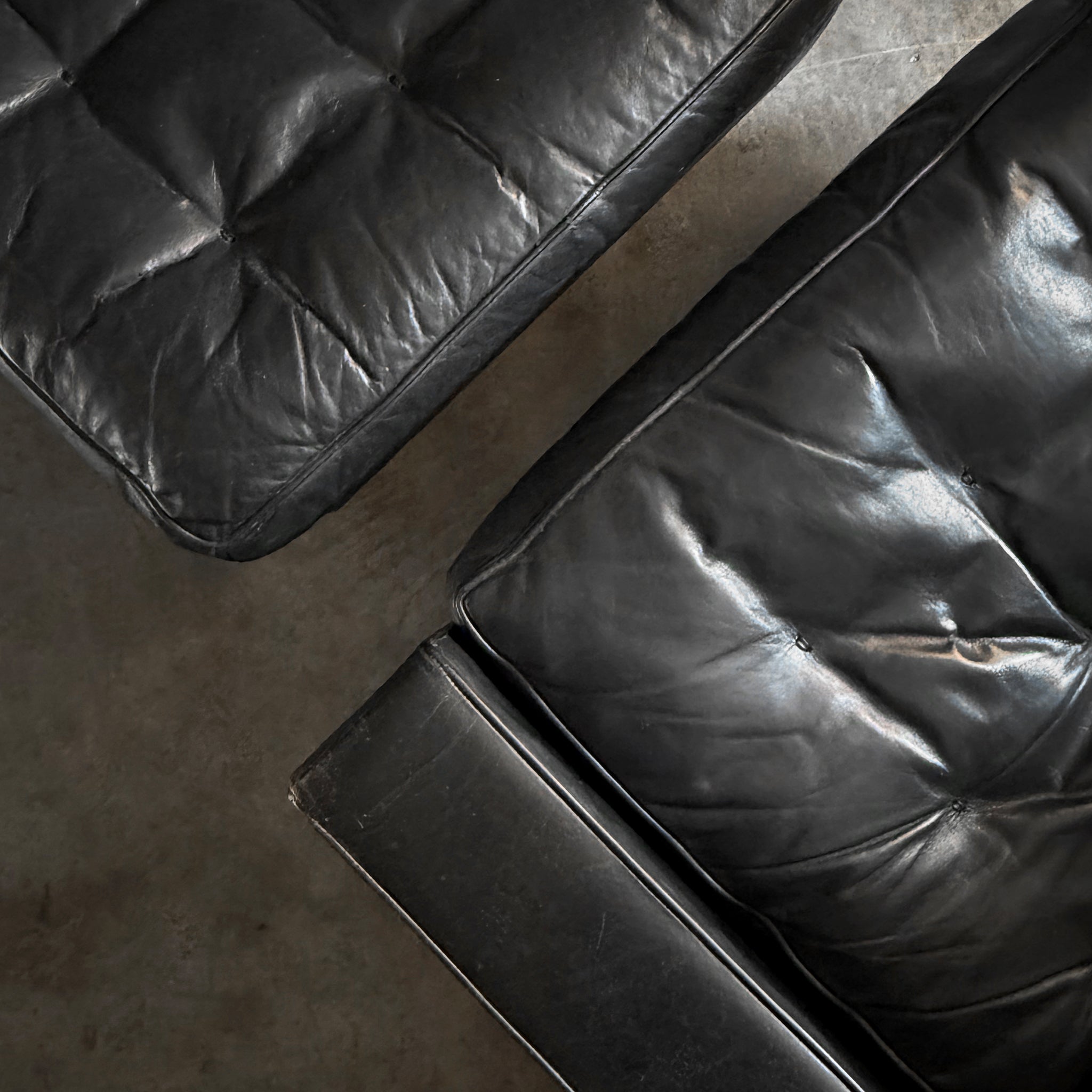Lounge Chair & Ottoman