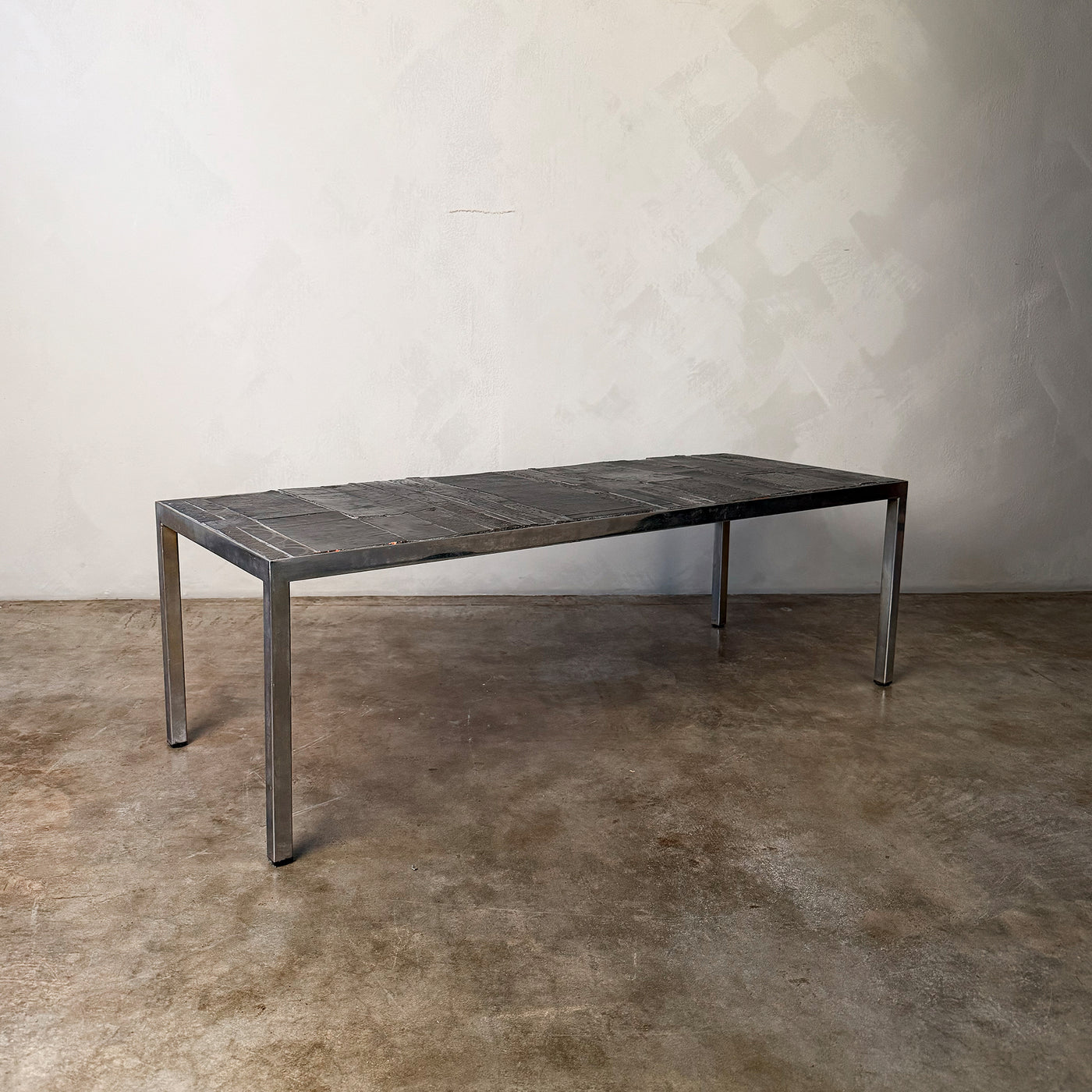 Amphora Ceramic Table