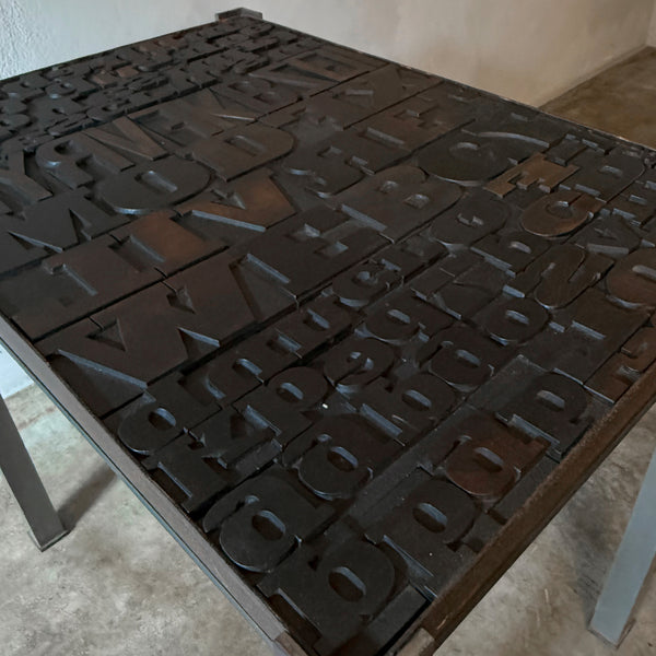 METAL TABLE