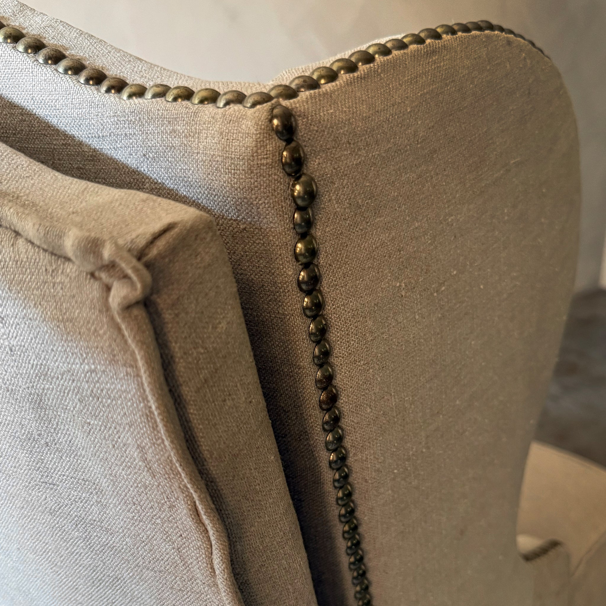 UNFOLDING CHAIR - BED