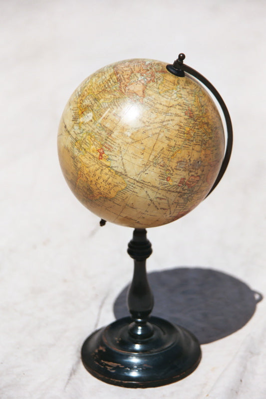 Globe