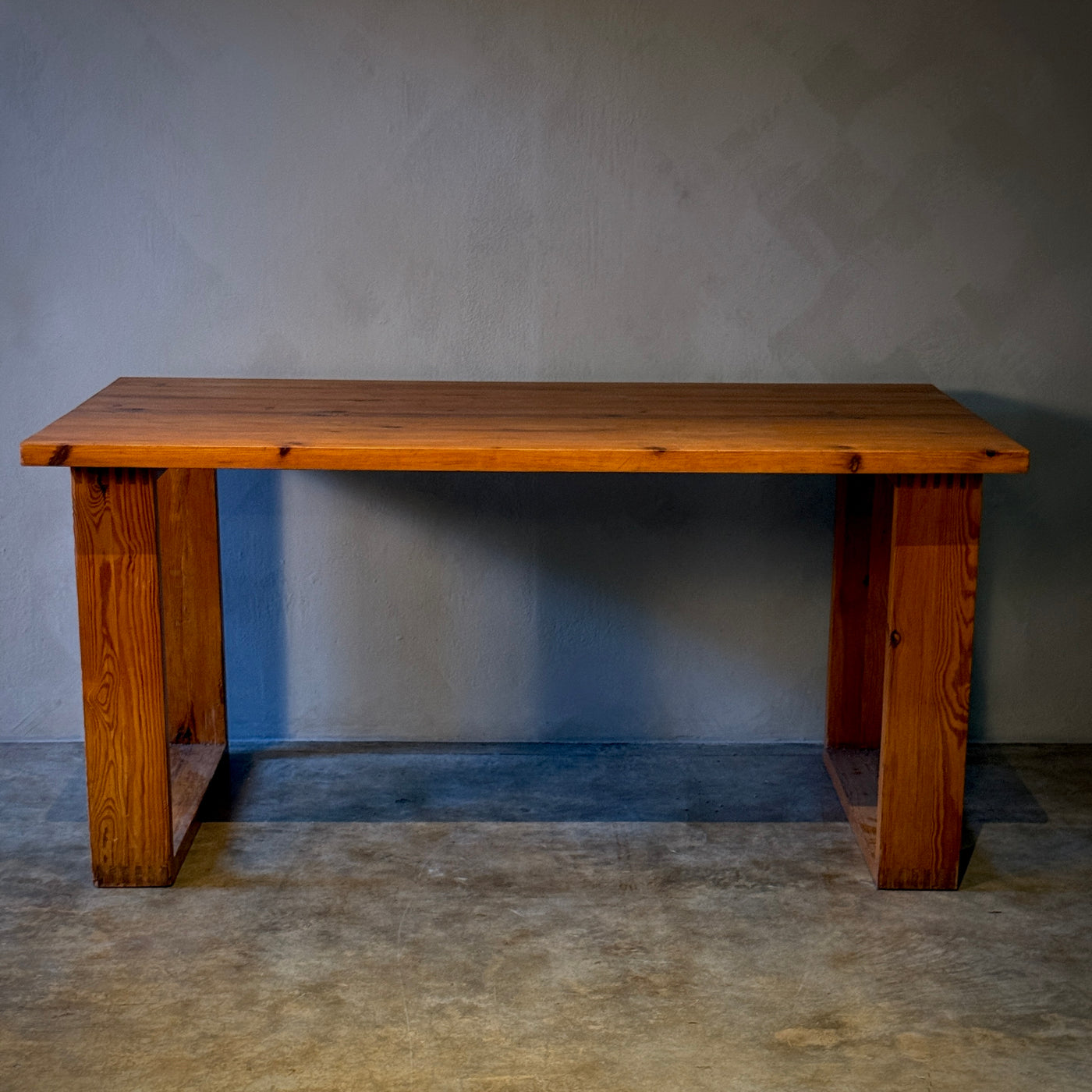 Ate Van Apeldoorn Dining Room Table