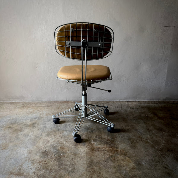 Desk Chairs from Centre Pompidou