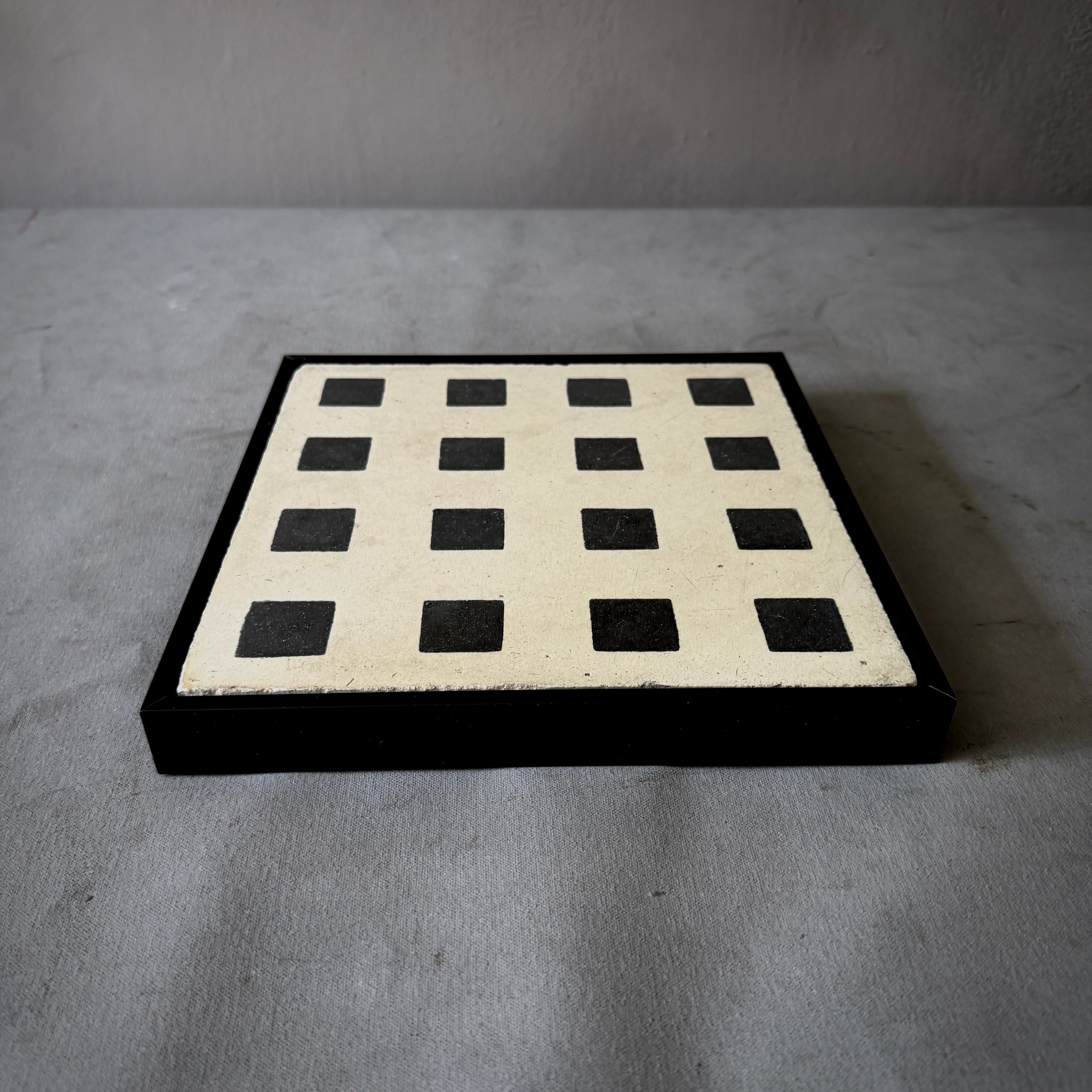 Black & Cream Trivet