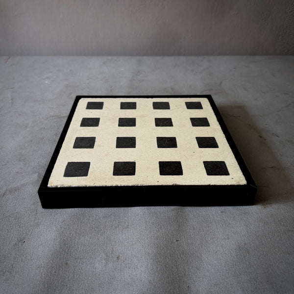 Black & Cream Trivet