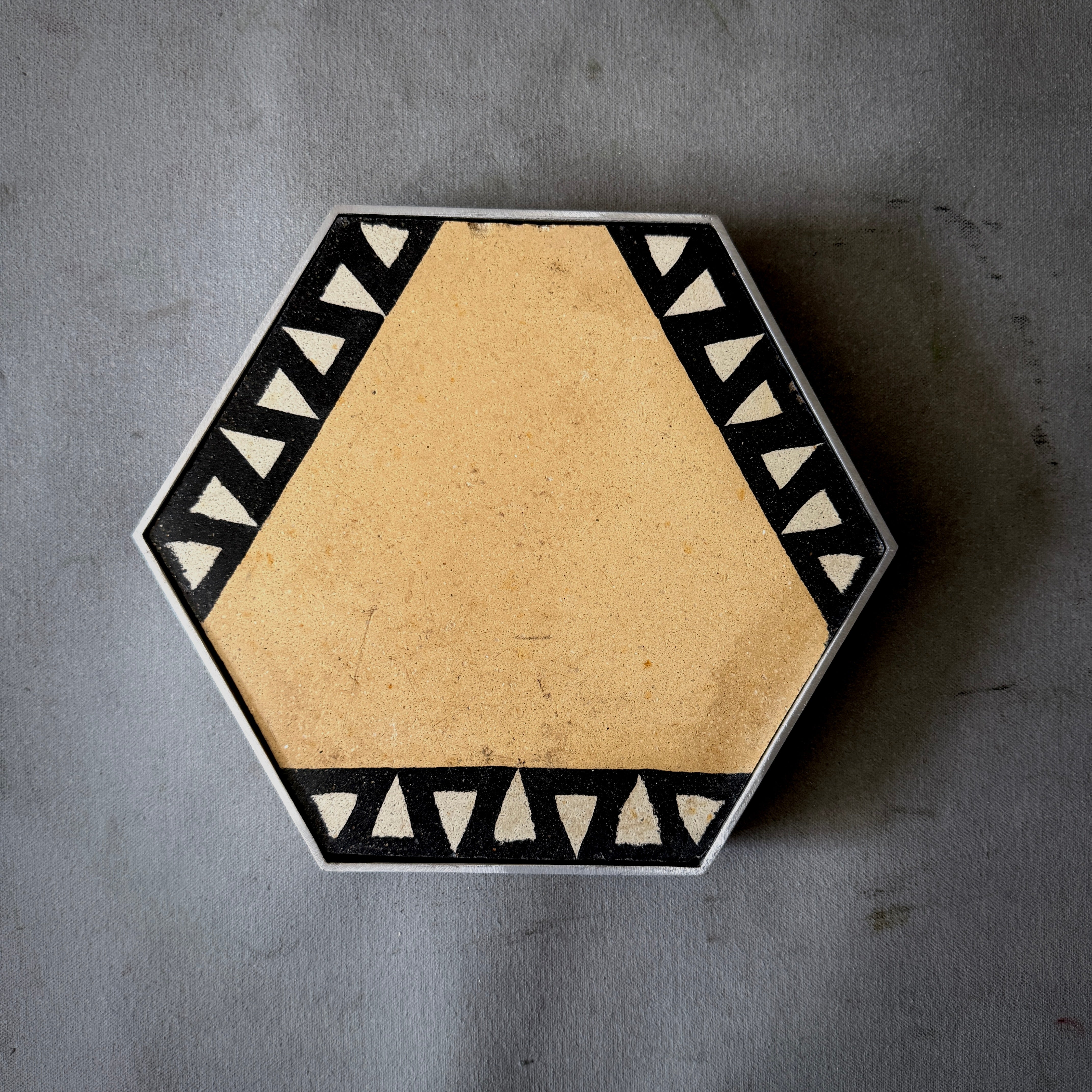 Yellow & Black Trivet