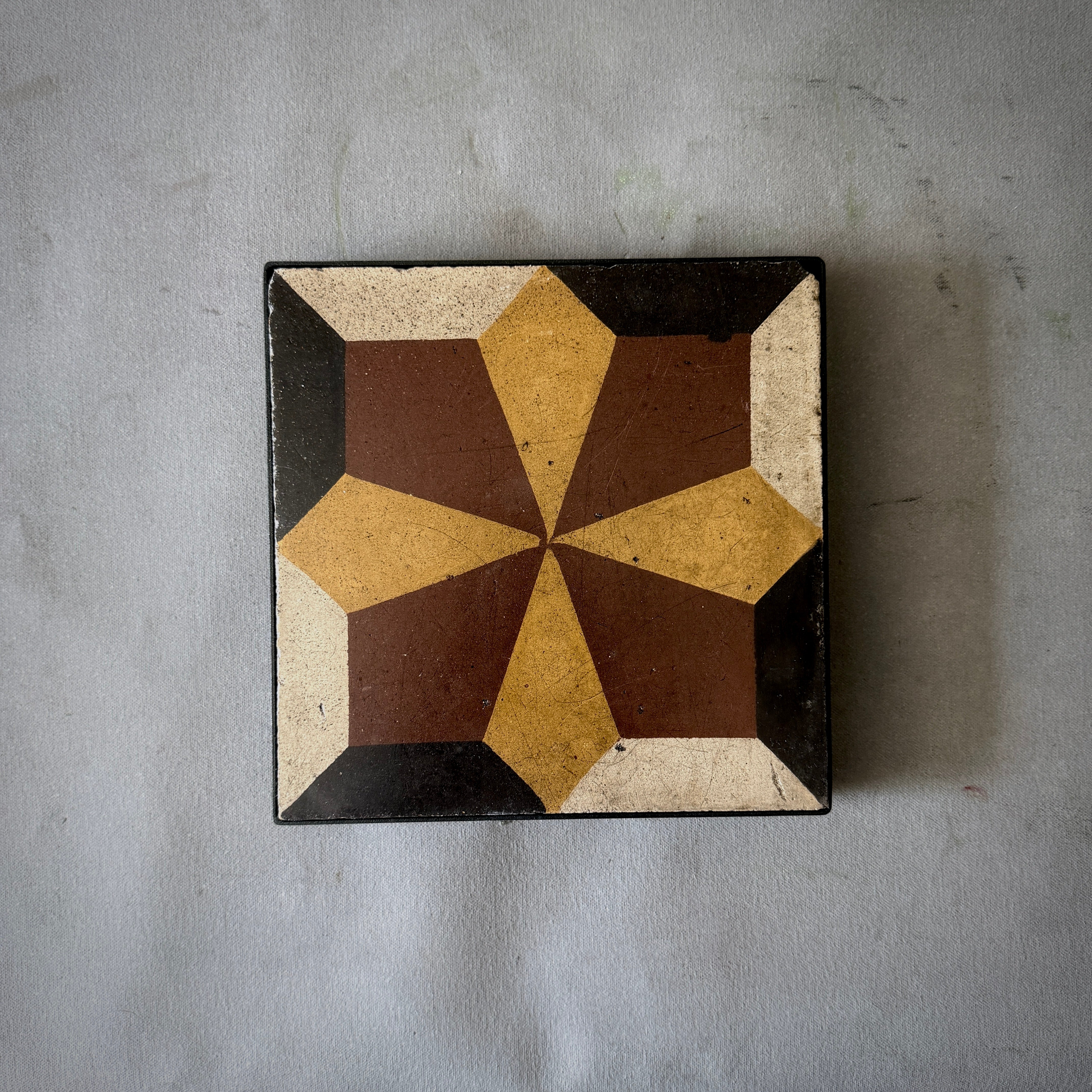 Brown, Black & Yellow Trivet
