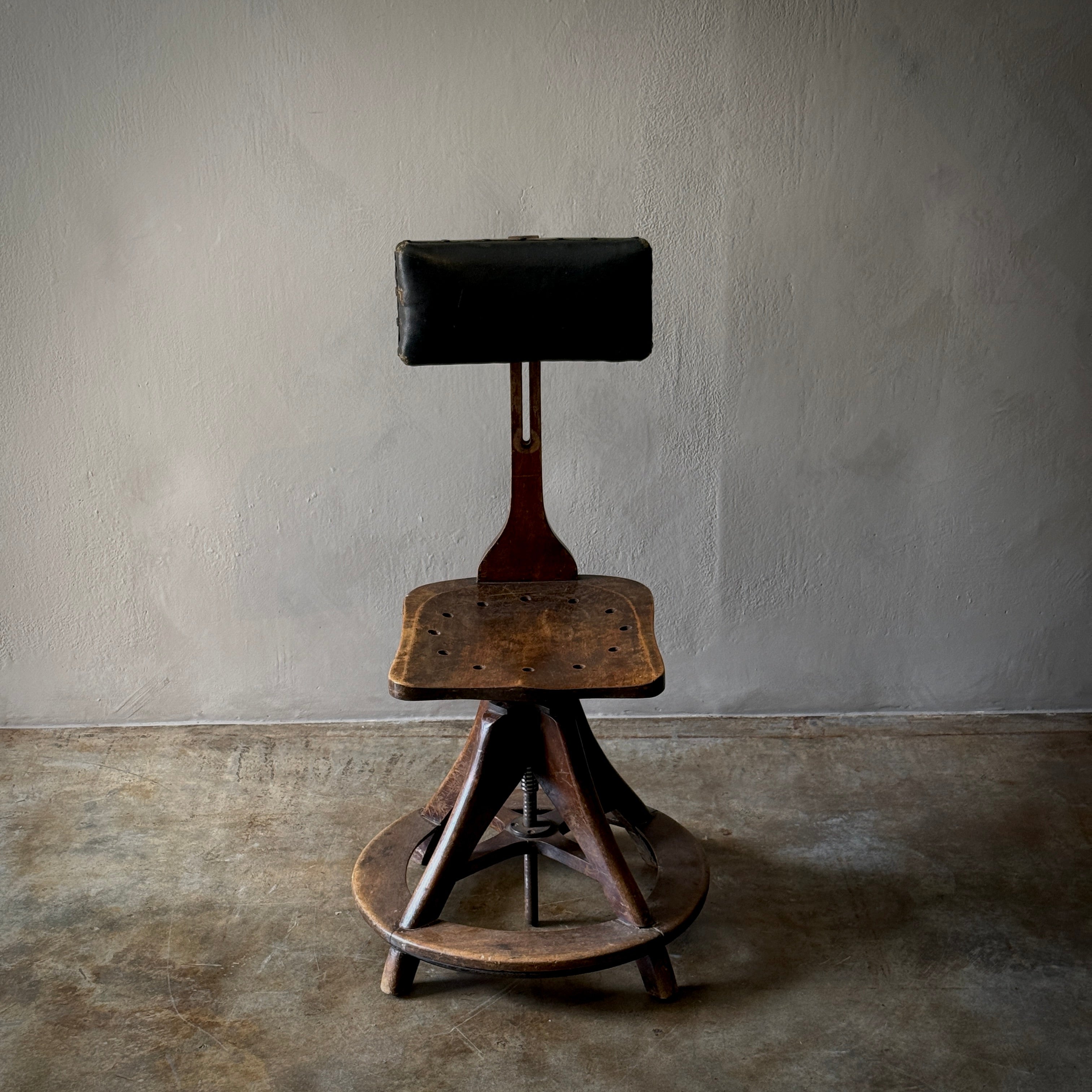 Artist Chair