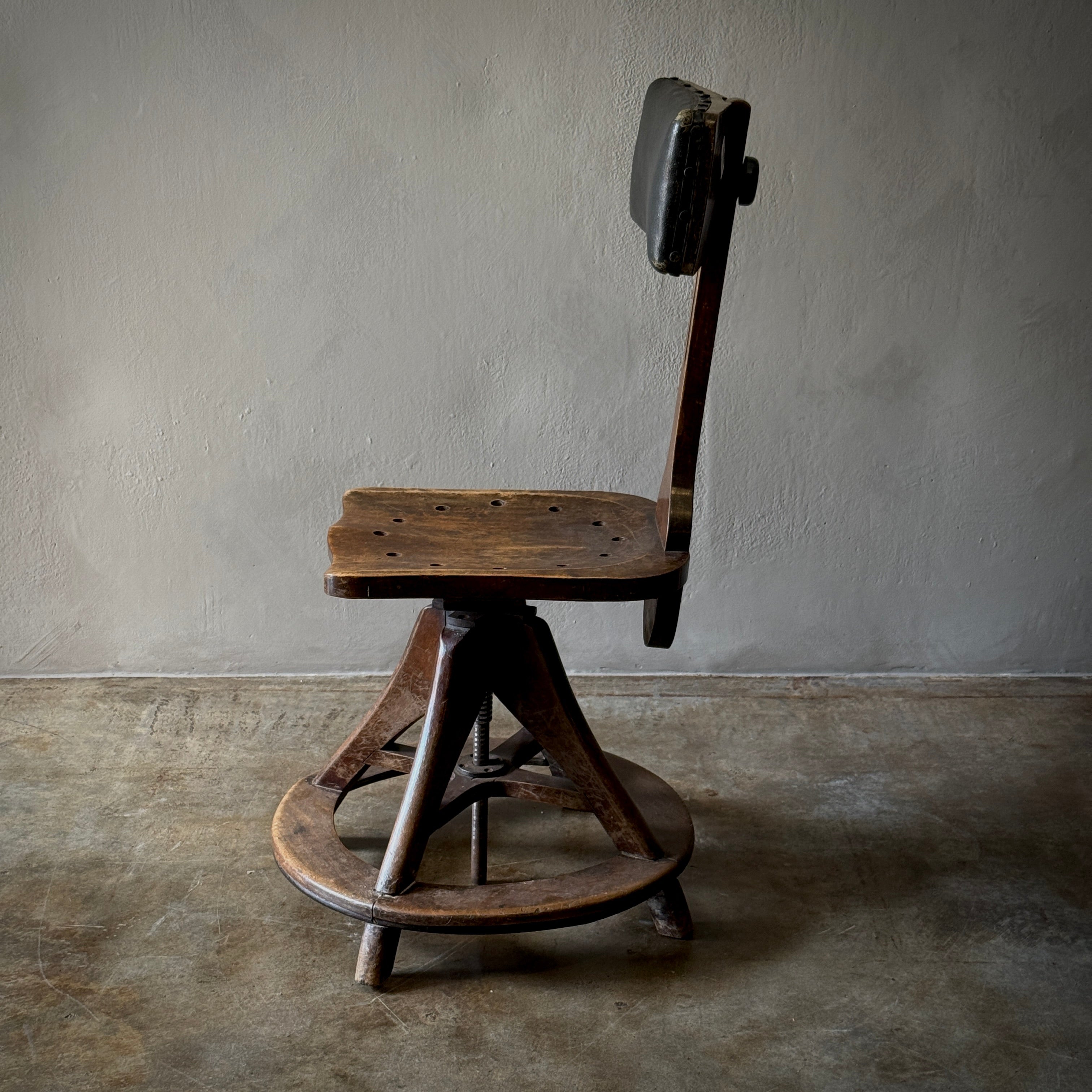 Artist Chair