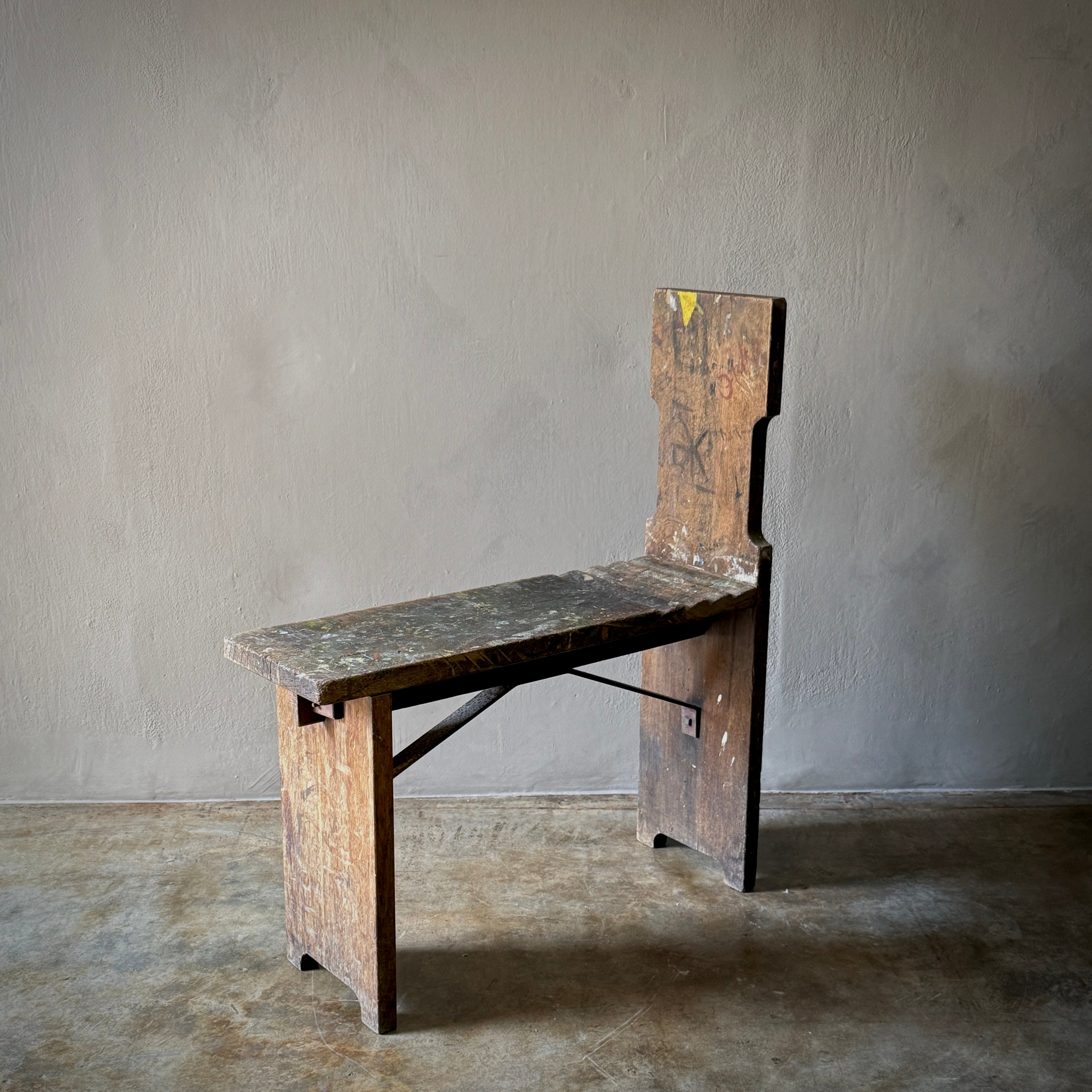 Artist Bench
