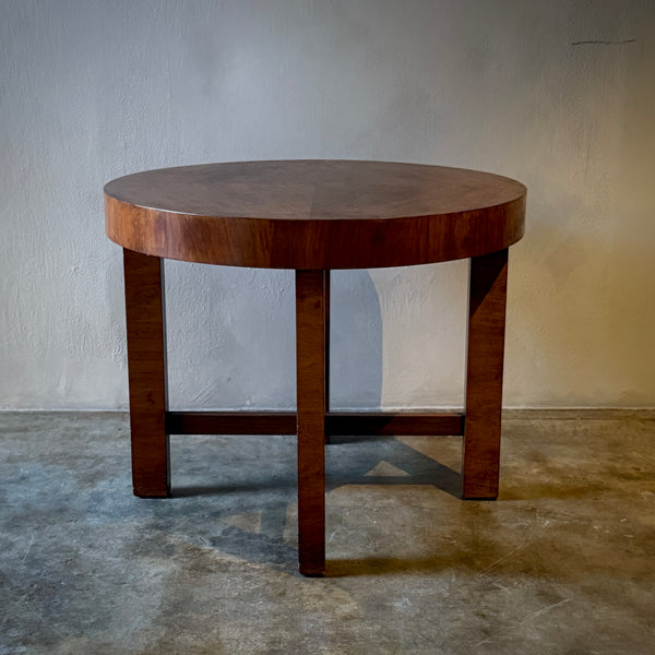 Adjustable Table