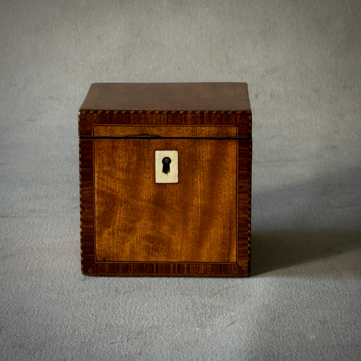 Tea Caddy Box