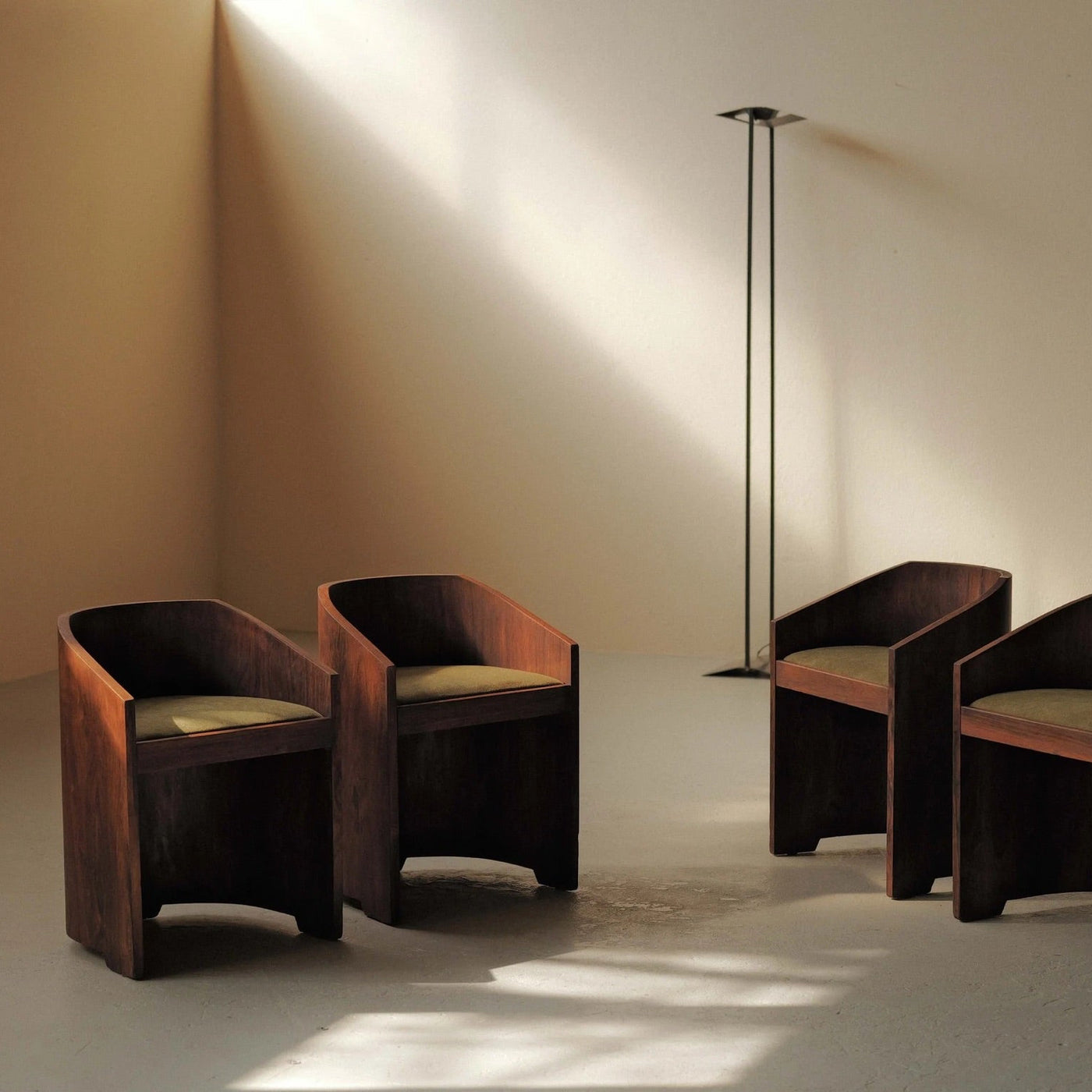 Set of 4 Low Chairs
