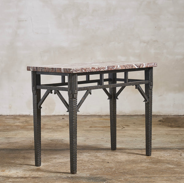 Trompe l’Oeil Table
