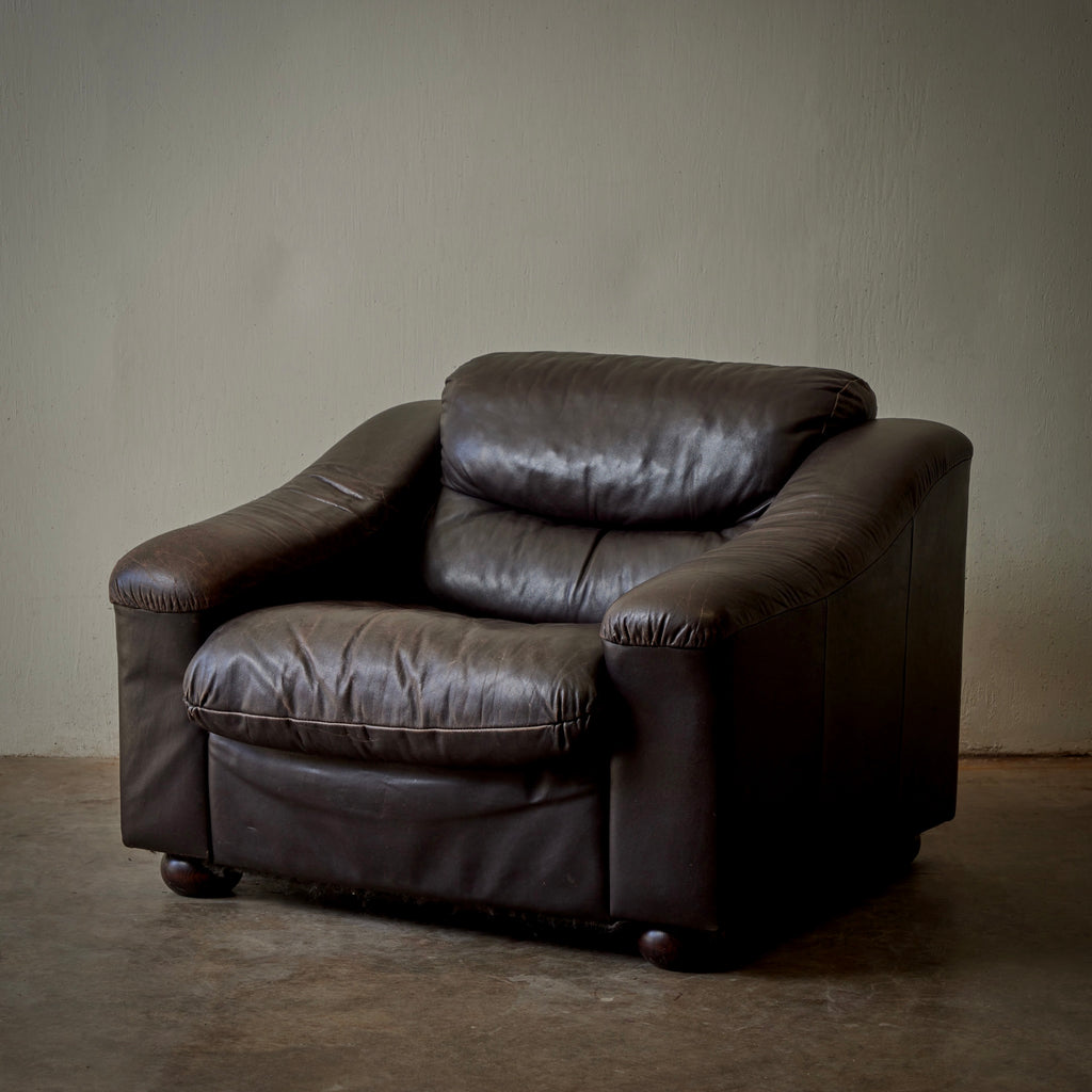 Comfy leather chair Clearance